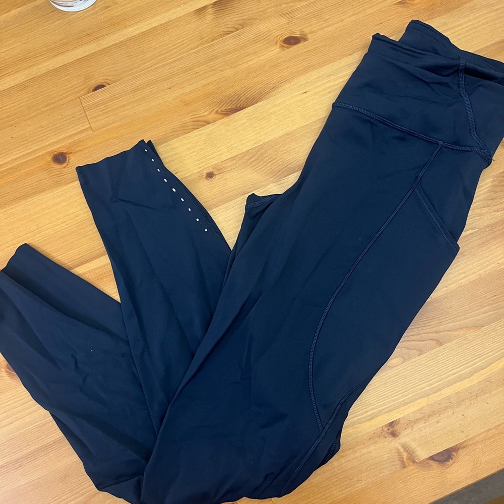 Fast and free leggings